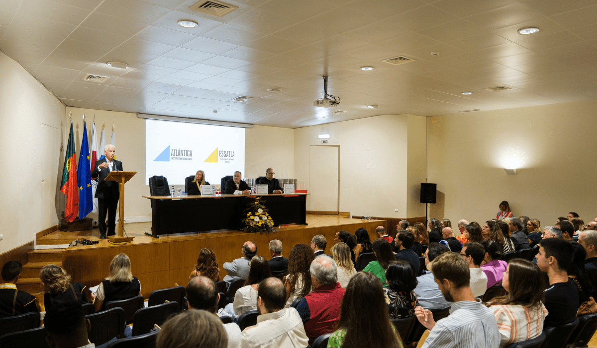 uatalntica-essatla-1200x701